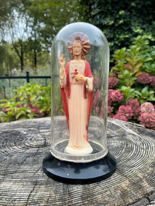 Leuk heiligenbeeldje in stolpje ❤️ Jezus heilig hart, Antiek en Kunst, Antiek | Religie, Ophalen of Verzenden