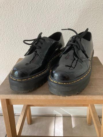 Net paar Dr. Martens maat 41 1461 QUAD beschikbaar voor biedingen