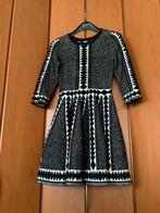 Mooie jurk van het merk Topshop, maat 38., Kleding | Dames, Maat 38/40 (M), Zwart, Topshop, Ophalen of Verzenden