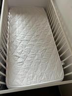 Baby ledikant inclusief puck matras en matrastopper, Ophalen, Zo goed als nieuw, Ledikant