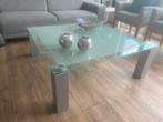 Vierkante design glazen salontafel met metalen poten, Vierkant, Zo goed als nieuw, Minder dan 50 cm, 50 tot 100 cm