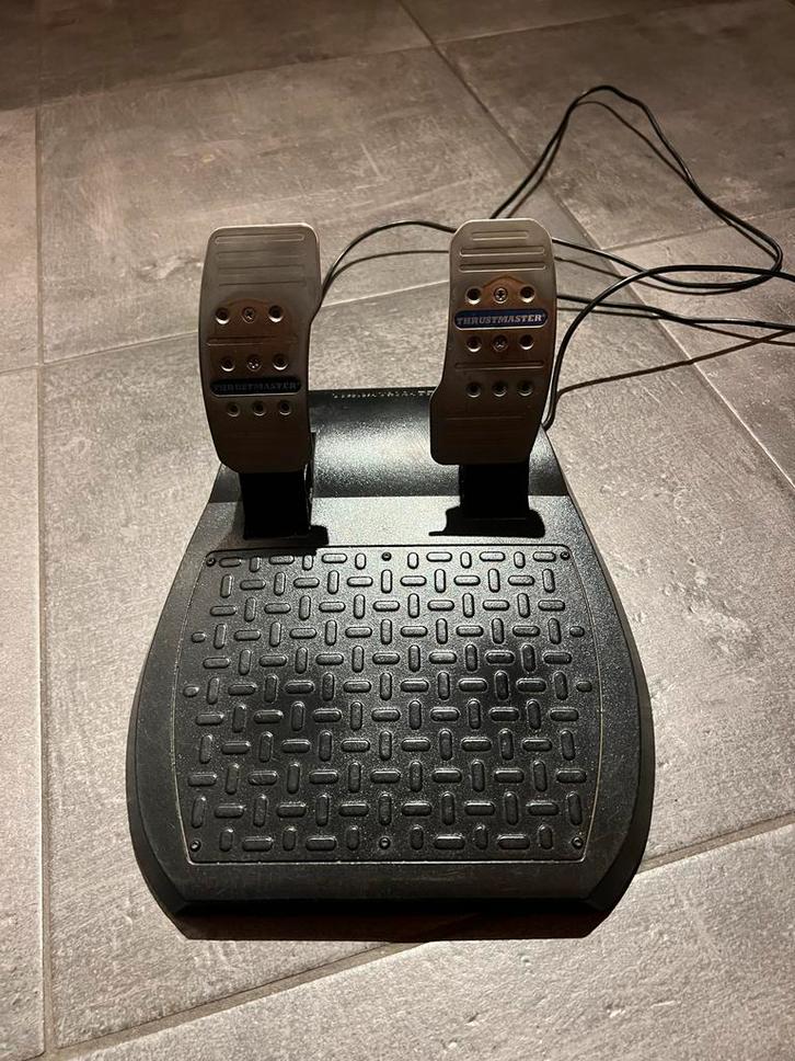 Thrustmaster Pedalen - Racegames Accessoire, Spelcomputers en Games, Spelcomputers | Nintendo Consoles | Accessoires, Gebruikt