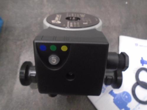 Nieuwe Circulatiepompen IMP Pumps NMT PLUS PWM H 25/80-180, Doe-het-zelf en Verbouw, Verwarming en Radiatoren, Nieuw, Overige typen