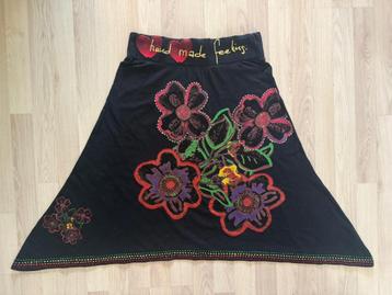 Gave zwarte rok gekleurde bloemen Desigual xl beschikbaar voor biedingen