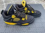 Air Jordan 4 Retro Thunder 44,5, Ophalen, Zwart, Jordan, Sneakers of Gympen