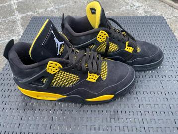 Air Jordan 4 Retro Thunder 44,5 beschikbaar voor biedingen