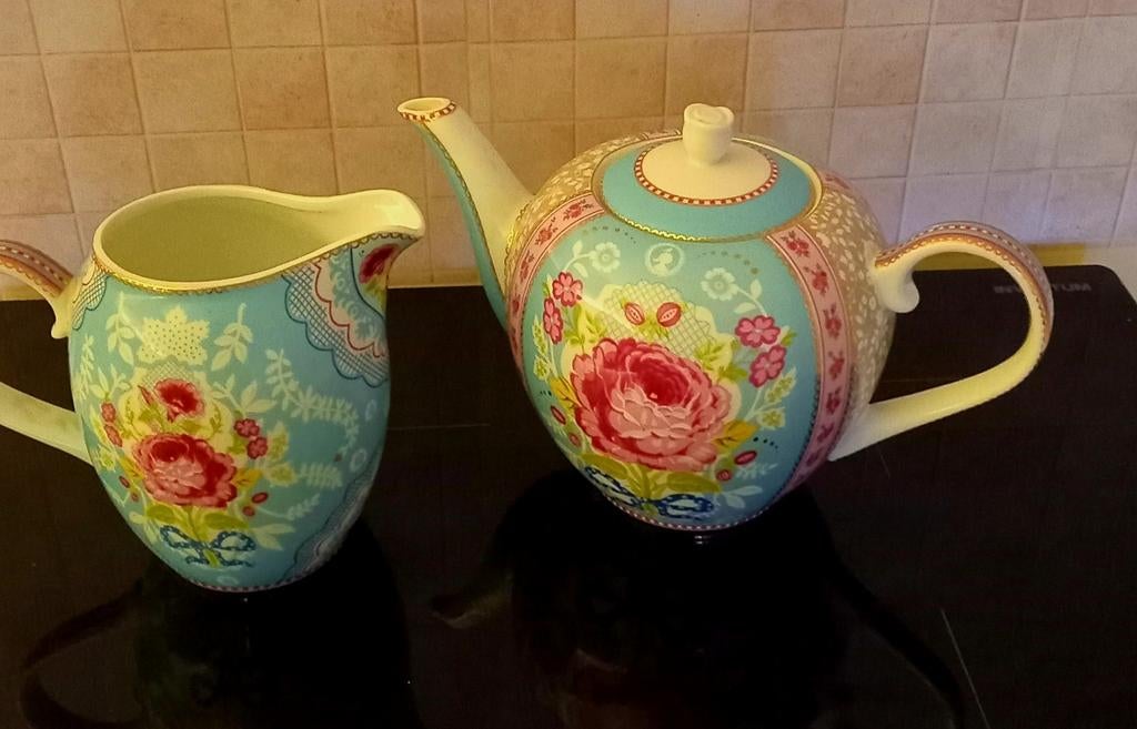 Pip theepot  en kan, Ophalen of Verzenden, Nieuw