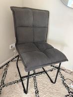 Grijze eetkamer stoelen, Huis en Inrichting, Stoelen, Ophalen of Verzenden, Zo goed als nieuw, Grijs, Twee