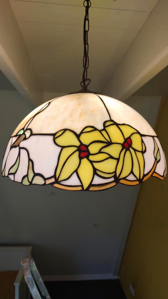 Tifany Hanglamp met Bloemmotief 45cm soorsnede, Huis en Inrichting, Lampen | Hanglampen, Zo goed als nieuw, Minder dan 50 cm, Glas