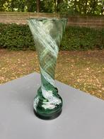 Mooie handgemaakte glazen vaas, Overige kleuren, Ophalen of Verzenden, Minder dan 50 cm, Glas