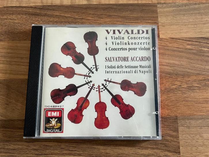 Vivaldi - 4 violin concertos (Accardo, Solisti Settimane), Cd's en Dvd's, Cd's | Klassiek, Zo goed als nieuw, Orkest of Ballet