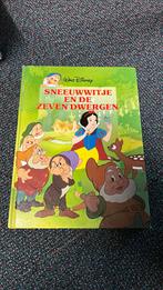 Sneeuwwitje en de zeven dwergen, Boeken, Ophalen of Verzenden, Gelezen