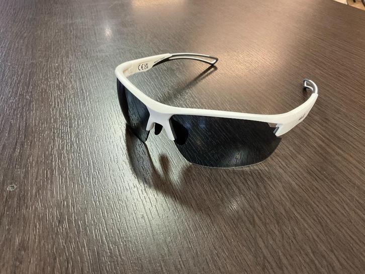 Agu Valiant fietsbril, Sport en Fitness, Wielrennen, Nieuw, Overige typen, Ophalen of Verzenden