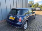 Mini Mini 1.6 Cooper Pepper AIRCO//STOELVERWARMING//PEPPER//, Voorwielaandrijving, Elektrische ramen, Gebruikt, 4 cilinders