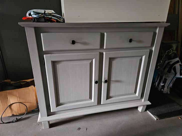 Lichtgrijze massief houten commodekast, Kinderen en Baby's, Kinderkamer | Commodes en Kasten, Gebruikt, 105 cm of meer, 100 cm of meer