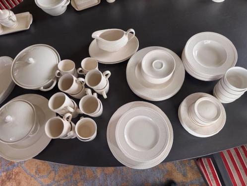 Wedgwood Windsor ontbijt servies, Huis en Inrichting, Keuken | Servies, Zo goed als nieuw, Compleet servies, Wedgwood, Porselein