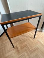 Industriële vintage tafel, Huis en Inrichting, Ophalen, Zo goed als nieuw, 25 tot 50 cm, Rechthoekig