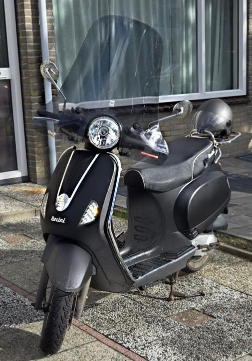 Berini Napoli scooter, Fietsen en Brommers, Snorfietsen en Snorscooters, Zo goed als nieuw, Benzine, Ophalen