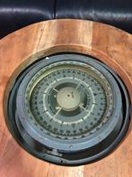 Vintage John Lilley & Gillie Kompas salontafel, Ophalen, Gebruikt, Gps of Kompas