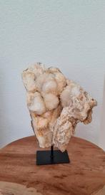 Grote Chalcedoon op Standaard, Ophalen, Mineraal