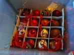 ongeveer 50 rode kerstballen/kerstboomfiguren, Diversen, Kerst, Ophalen of Verzenden, Zo goed als nieuw