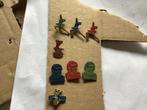 8 speldjes Sjoukje Dijkstrs, Verzamelen, Speldjes, Pins en Buttons, Ophalen of Verzenden, Zo goed als nieuw
