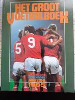 Het groot voetbaljaarboek 1985 VI, Gelezen, Balsport, Diverse schrijvers, Ophalen of Verzenden