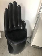 Zwarte handvormige designstoel, Ophalen, Kunststof, Gebruikt, Zwart
