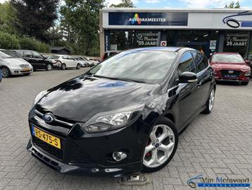 Ford Focus 1.0 EcoBoost Titanium ST-Line NweMotor+distributi beschikbaar voor biedingen