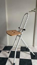 Brabantia (strijk) stoel, inklapbare sta hulp, Huis en Inrichting, Ophalen, In hoogte verstelbaar, Zo goed als nieuw, IJzer