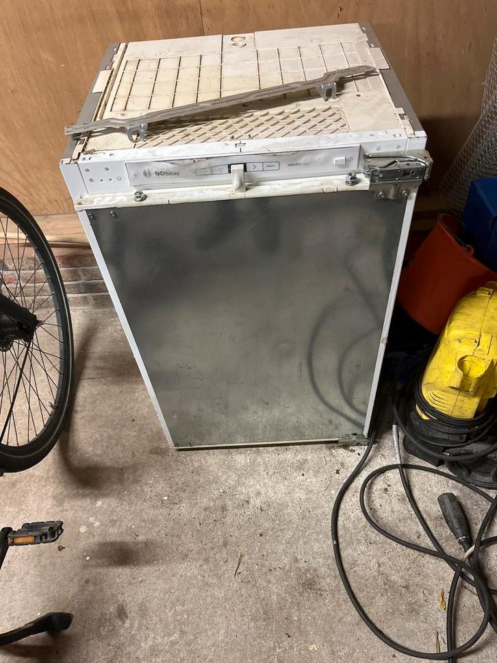 Compacte Koelkast - Ideaal voor Kleine Ruimtes, Witgoed en Apparatuur, Koelkasten en IJskasten, Gebruikt, Zonder vriesvak, Minder dan 75 liter