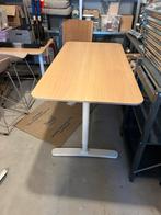 BEKANT bureau van ikea 160x80cm, Huis en Inrichting, Bureaus, Ophalen, In hoogte verstelbaar, Zo goed als nieuw