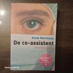 De Co-assistent - Anne Hermans, Boeken, Ophalen of Verzenden, Zo goed als nieuw, Nederland, Anne Hermans
