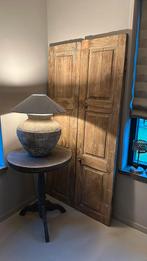 Oude deurenset uit India, Ophalen