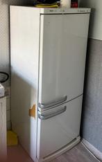 Koelkast en vriezer Bosch Exclusiv, Gebruikt, 200 liter of meer, Met aparte vriezer, 45 tot 60 cm