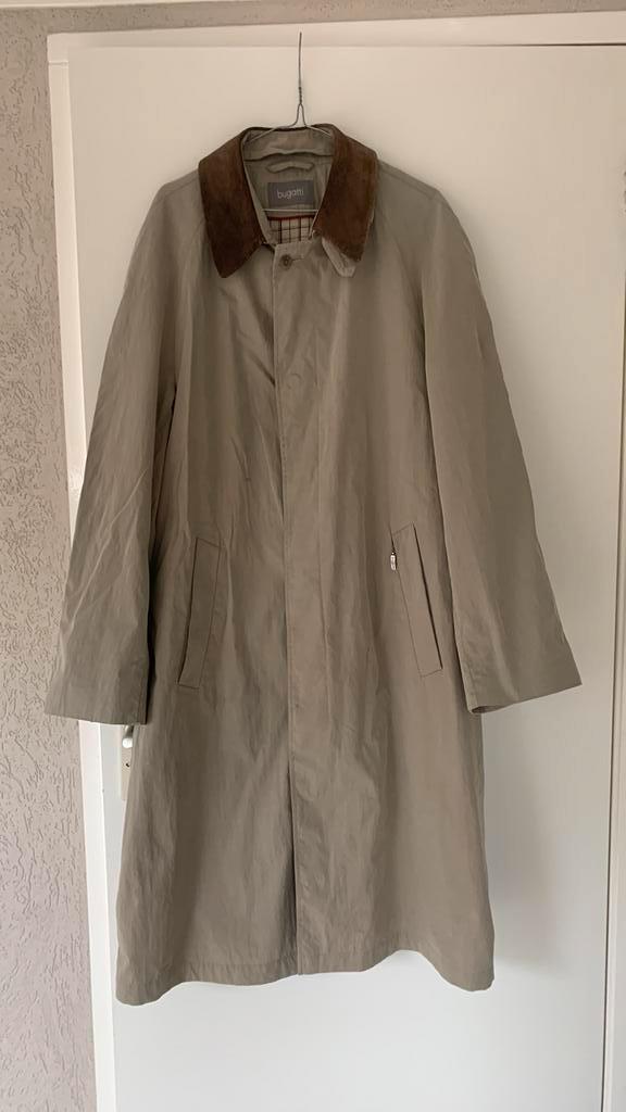 Bugatti regenjas  50/52 L met leren kraag en split achter, Kleding | Heren, Jassen | Winter, Zo goed als nieuw, Maat 52/54 (L)