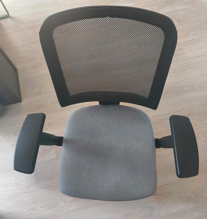 Bureaustoel Halden groen kantoor – Leen Bakker office chair, Huis en Inrichting, Bureaustoelen, Zo goed als nieuw, Bureaustoel