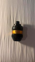40ml van de 90ml fles aan Spicebomb extreme van Viktor&Rolf, Sieraden, Tassen en Uiterlijk, Uiterlijk | Parfum, Verzenden, Gebruikt