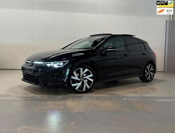 Volkswagen Golf 1.5 eTSI R-Line | PANO | 3x R-LINE | IQ LIGH beschikbaar voor biedingen