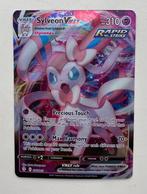 Sylveon Vmax, Hobby en Vrije tijd, Verzamelkaartspellen | Pokémon, Ophalen of Verzenden, Zo goed als nieuw, Losse kaart