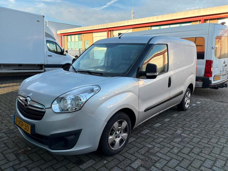 Opel Combo 1.6 cdti 105 pk nieuw model 2012, Auto's, Bestelauto's, Bedrijf, Ophalen of Verzenden