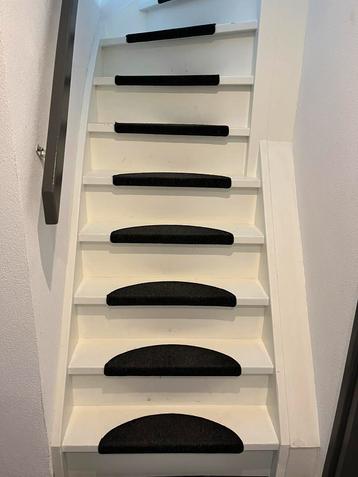 Zganne trap beschikbaar voor biedingen