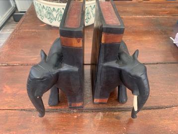 Olifant olifanten boekensteun hout  antiek houtsnijwerk beschikbaar voor biedingen