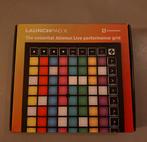 Novation Launchpad X - 64-pad MIDI controller - ongebruikt, Muziek en Instrumenten, Midi-apparatuur, Ophalen of Verzenden, Zo goed als nieuw