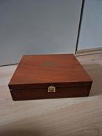 Pickwick theedoos zakjes hout vakken thee kist vierkant, Huis en Inrichting, Woonaccessoires | Kisten, Ophalen of Verzenden, Zo goed als nieuw