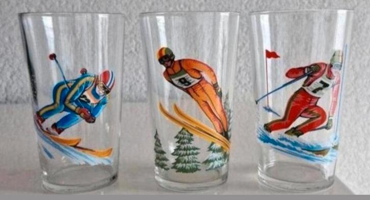 Drie Glazen Reims met Ski opdrukken, Verzamelen, Glas en Borrelglaasjes, Zo goed als nieuw, Overige typen, Ophalen of Verzenden