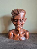 Balinese man (groot model), Antiek en Kunst, Kunst | Beelden en Houtsnijwerken, Ophalen of Verzenden