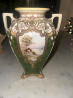 Antieke vaas met landschapsschildering, Ophalen