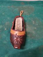 houten klomp met kledingborstel vintage, Ophalen of Verzenden, 'T Olde Gre-j, Info@toldegrej.nl, Endepoelstraat 20f Didam