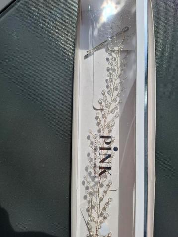Haaraccessoire beschikbaar voor biedingen